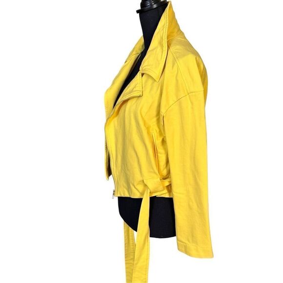 Forever 21 Yellow Cropped Moto Jacket With Accent Zippers and Belted Waist Sz Me - Picture 2 of 9